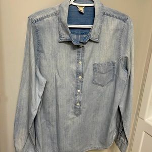 JCrew.. lightweight denim , long sleeves..3/4 button front..fabulous looks!